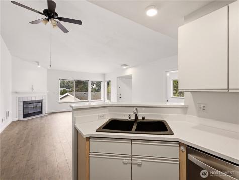 9210 Market Place Lake Stevens WA 98258