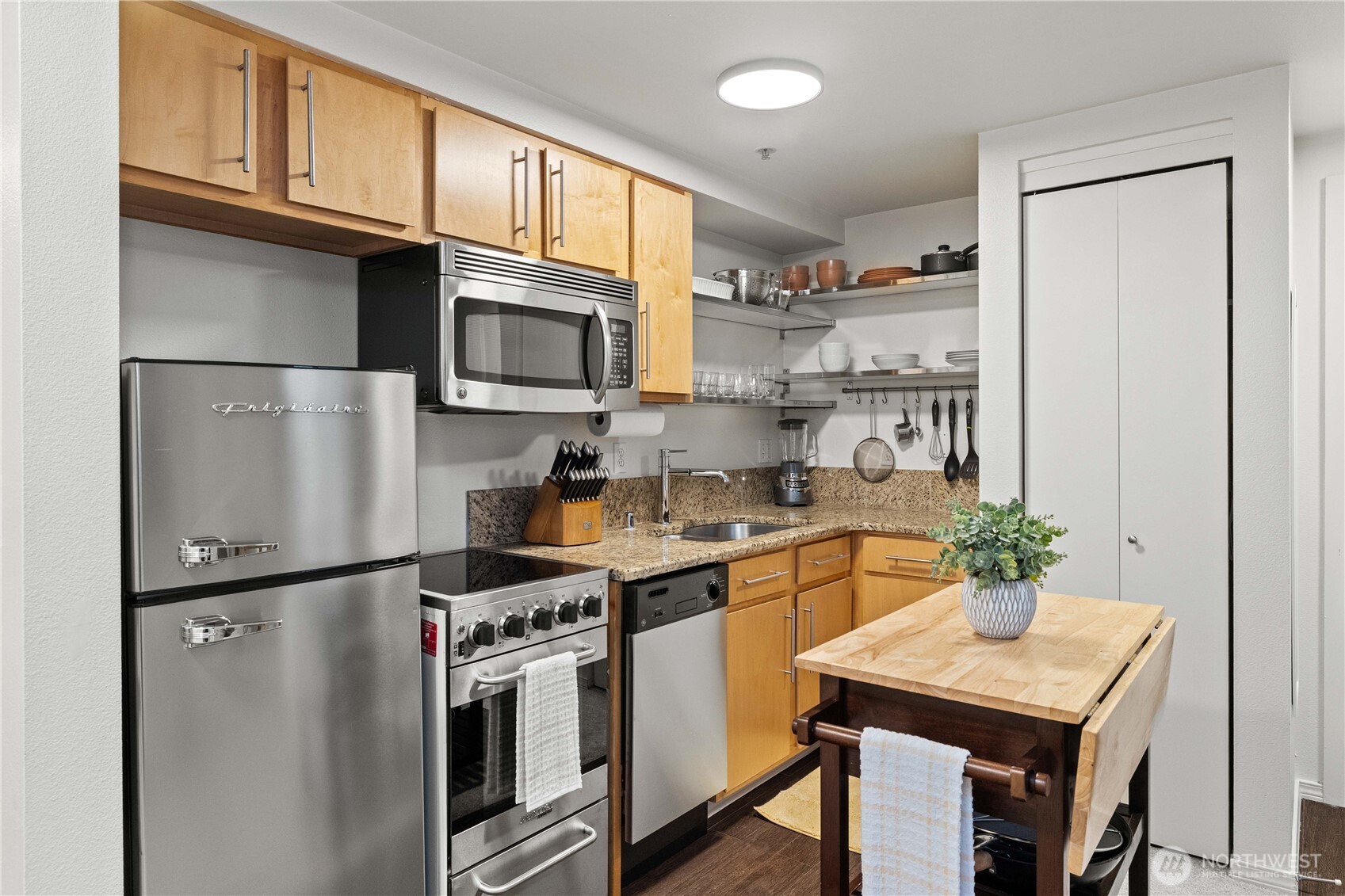 2901 S Jackson Street Seattle WA 98144