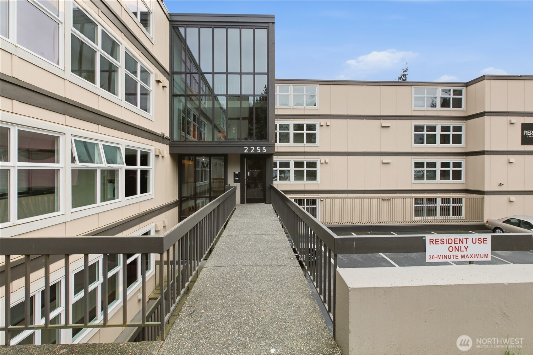 2253 Gilman Drive W Seattle WA 98119