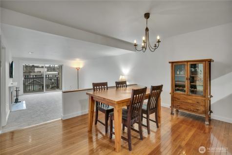 2253 Gilman Drive W Seattle WA 98119