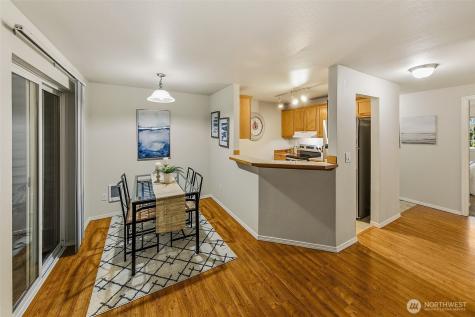 1009 112th Street SE Everett WA 98208