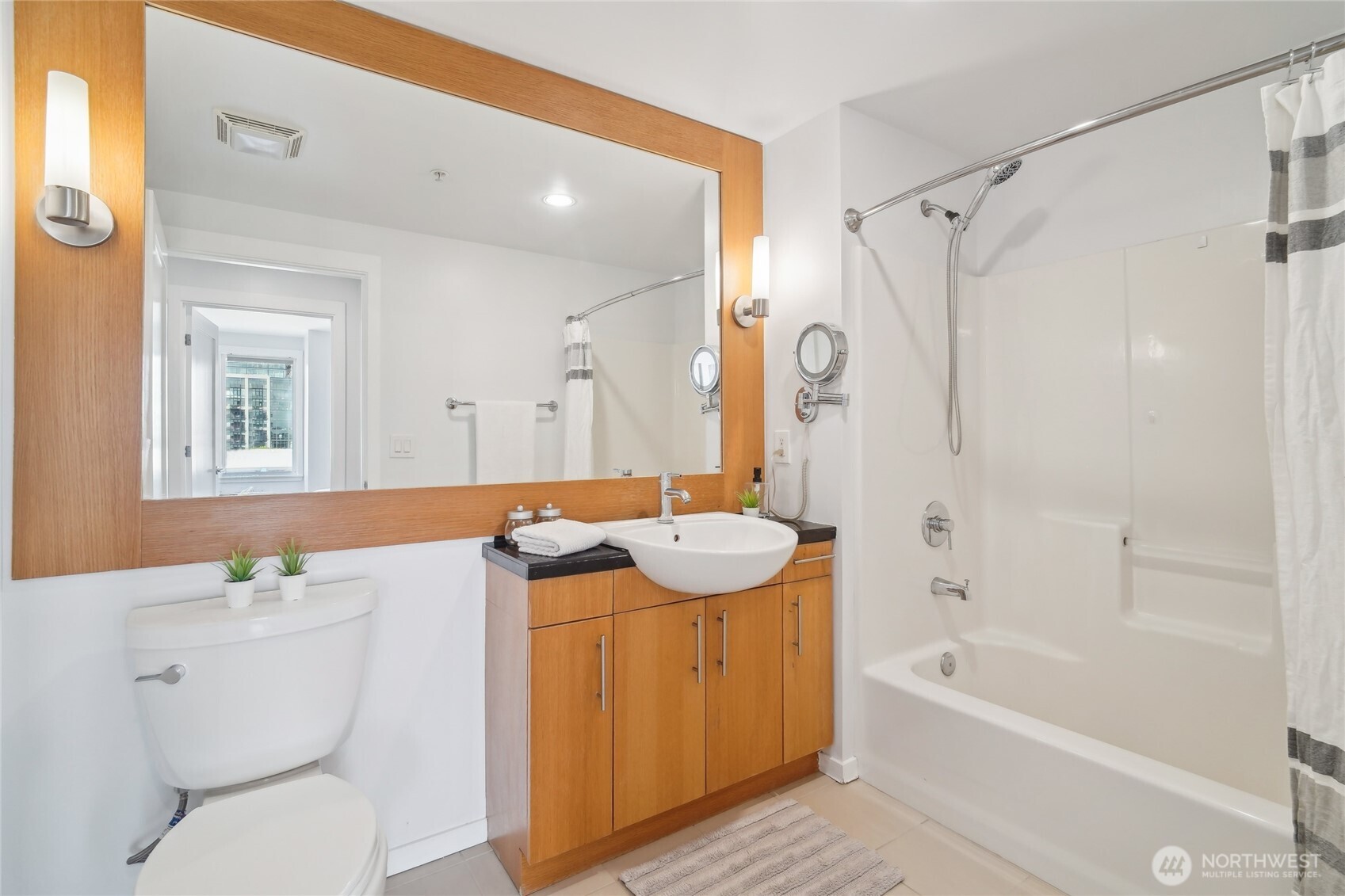 2721 1st Avenue Seattle WA 98121