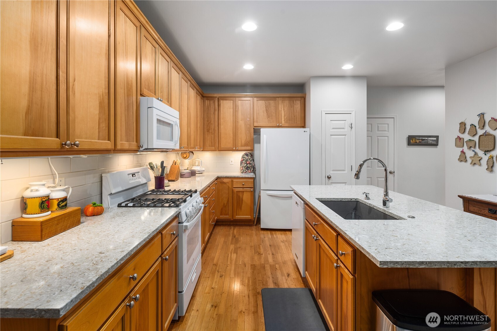 2506 152nd Street SW Lynnwood WA 98087