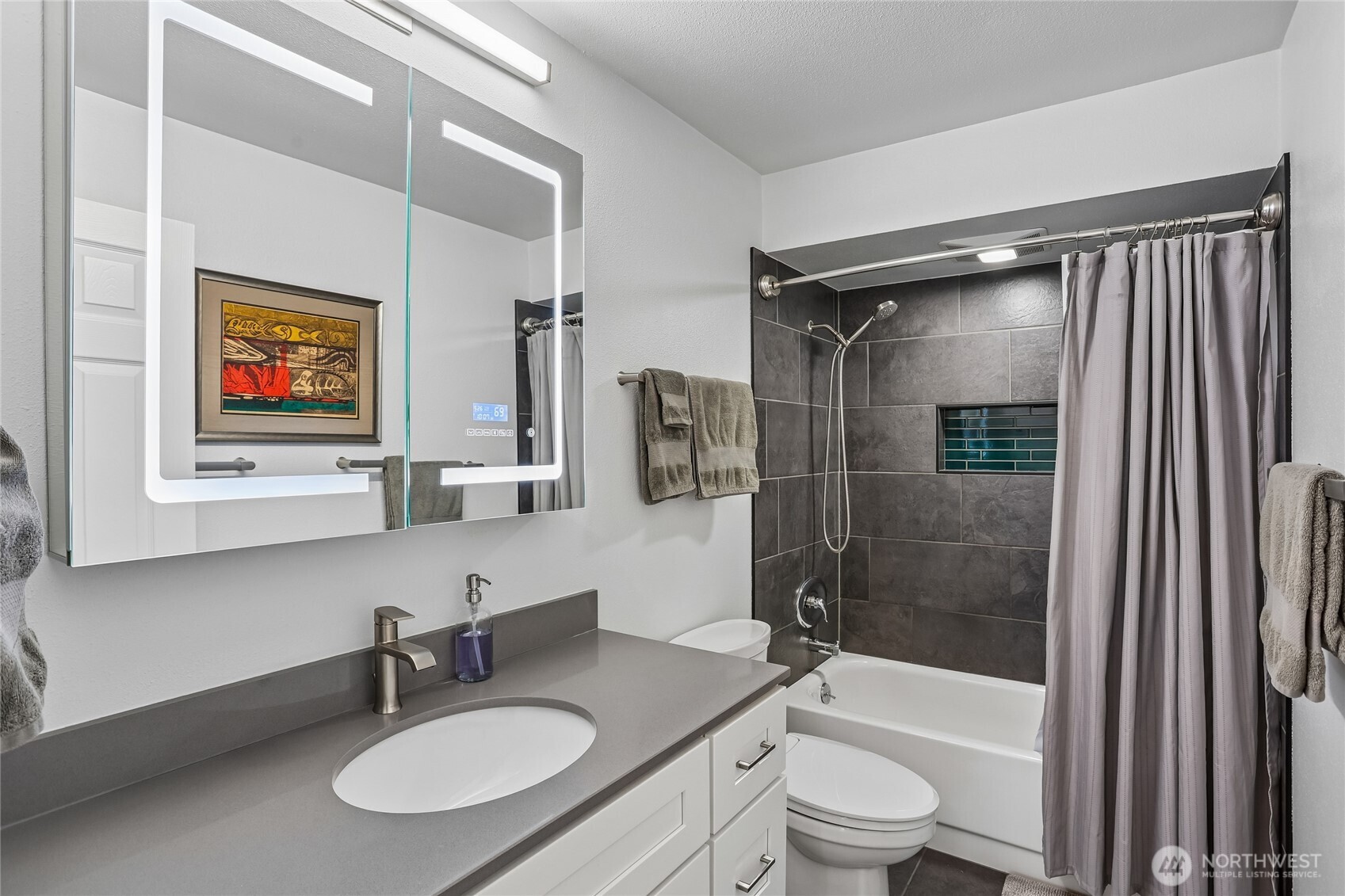 5249 40th Avenue NE Seattle WA 98105