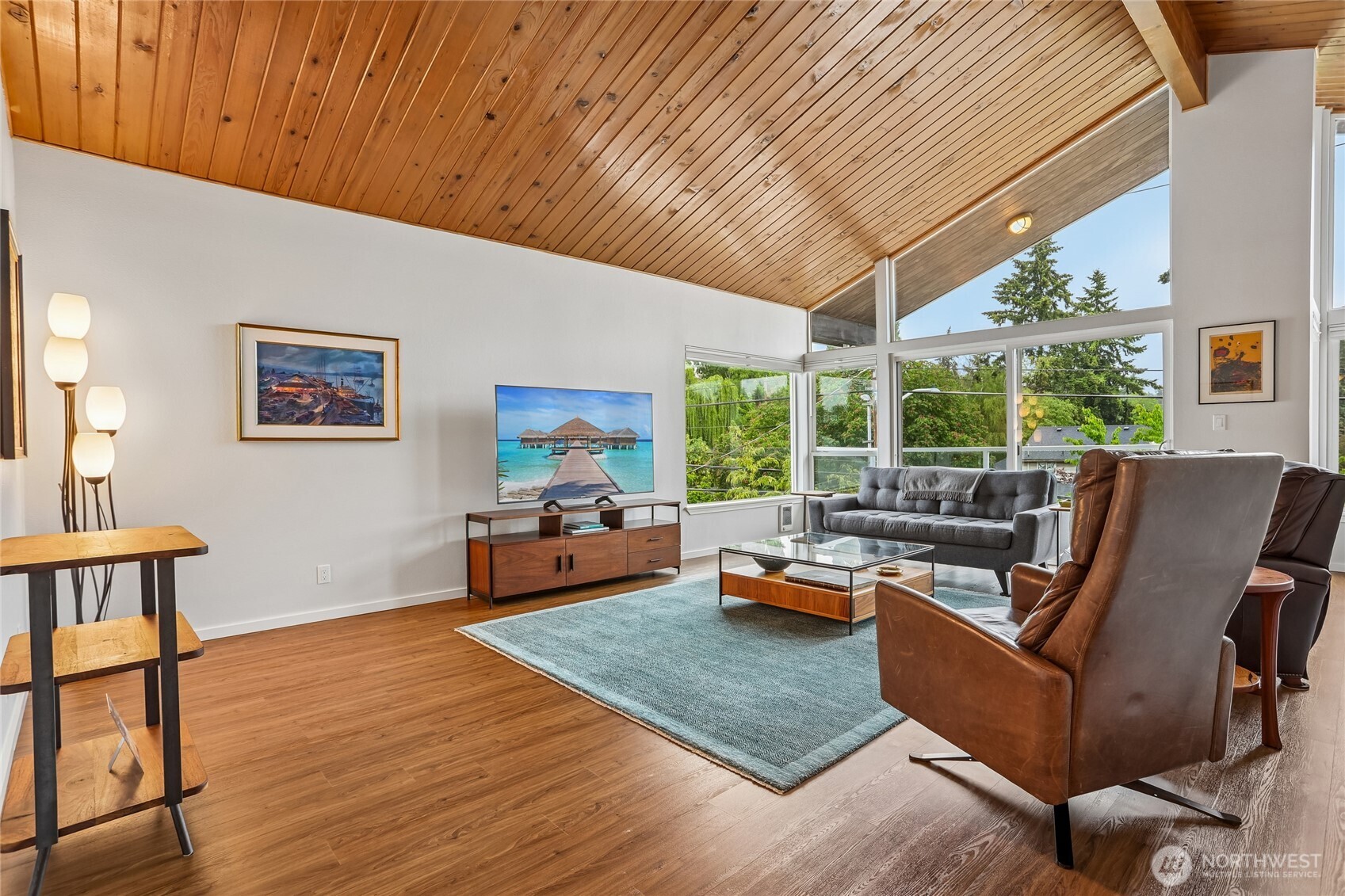 5249 40th Avenue NE Seattle WA 98105