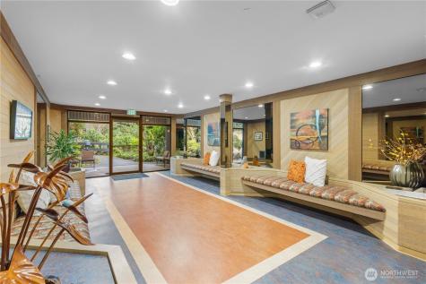 7930 SE 34th Street Mercer Island WA 98040