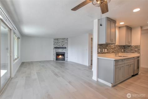 3435 Auburn Way S Auburn WA 98092
