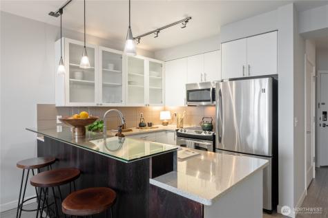 3104 Western Avenue Seattle WA 98121