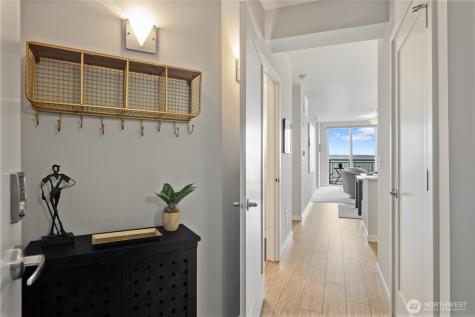 3104 Western Avenue Seattle WA 98121