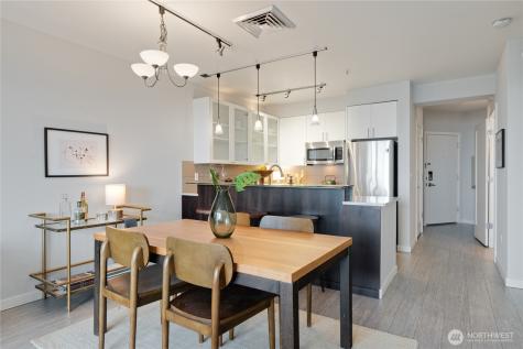 3104 Western Avenue Seattle WA 98121