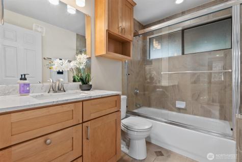 315 10th Avenue S Kirkland WA 98033
