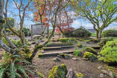 315 10th Avenue S Kirkland WA 98033