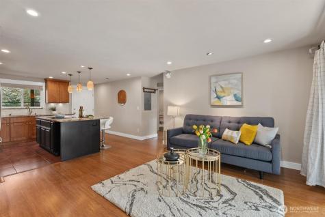 315 10th Avenue S Kirkland WA 98033