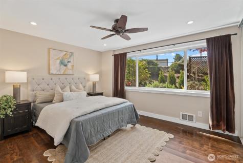315 10th Avenue S Kirkland WA 98033