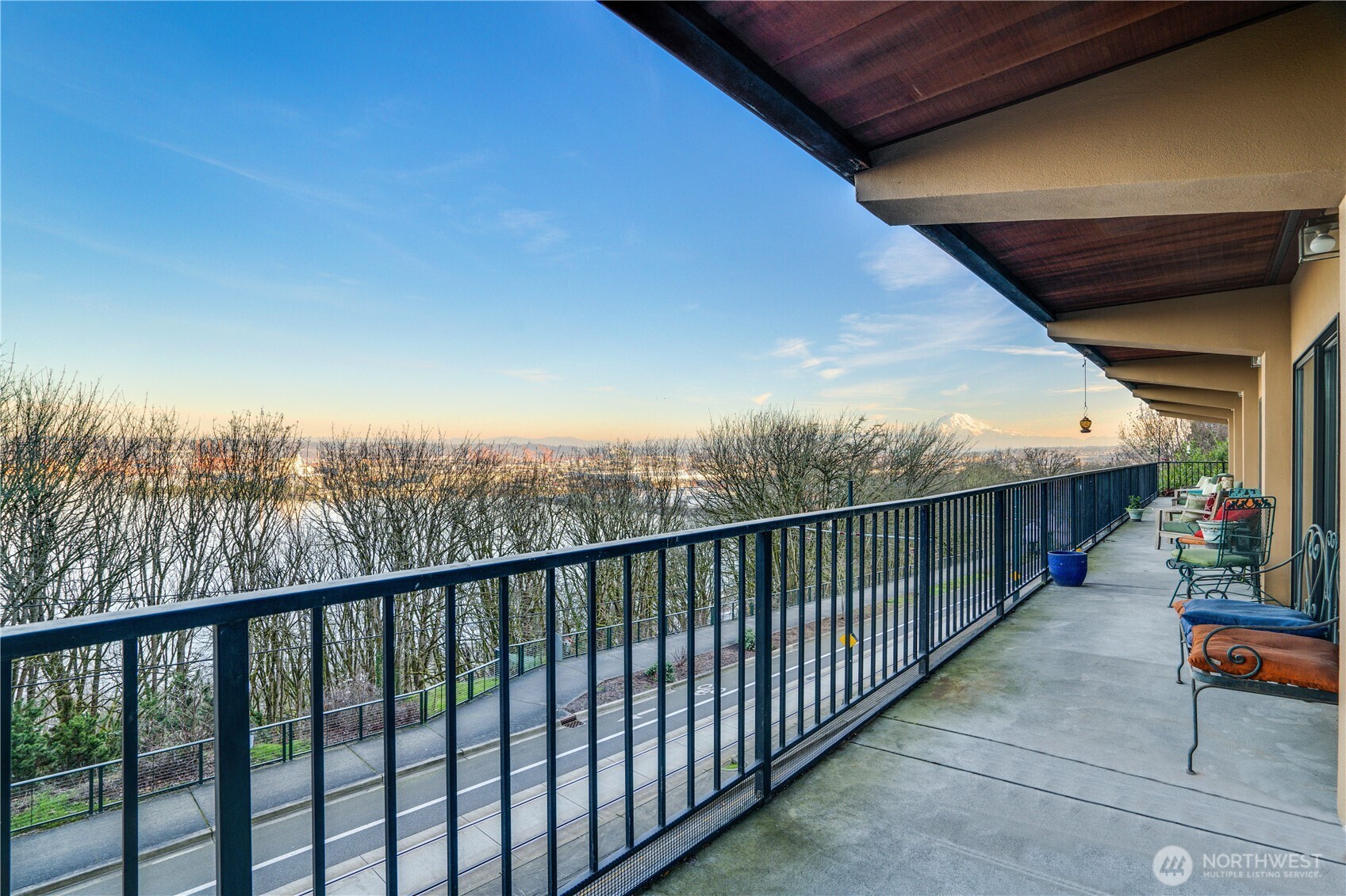 35 Broadway Tacoma WA 98402