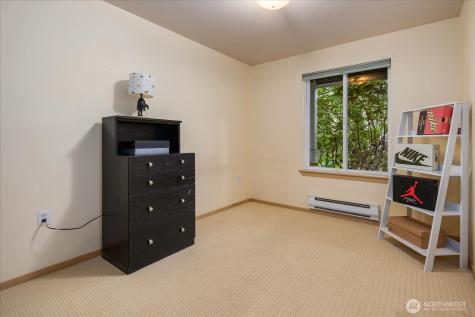 5589 Lakemont Boulevard SE Bellevue WA 98006