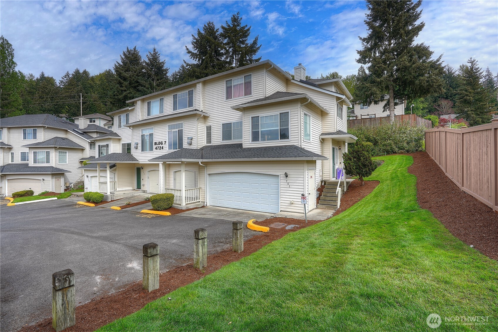 4724 Mill Pond Drive SE Auburn WA 98092