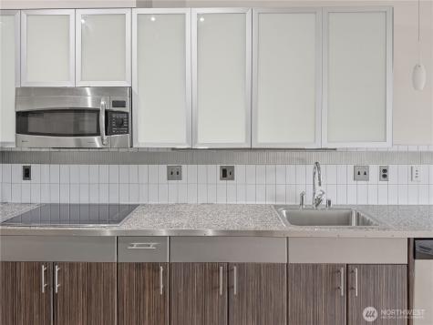 3104 Western Avenue Seattle WA 98121