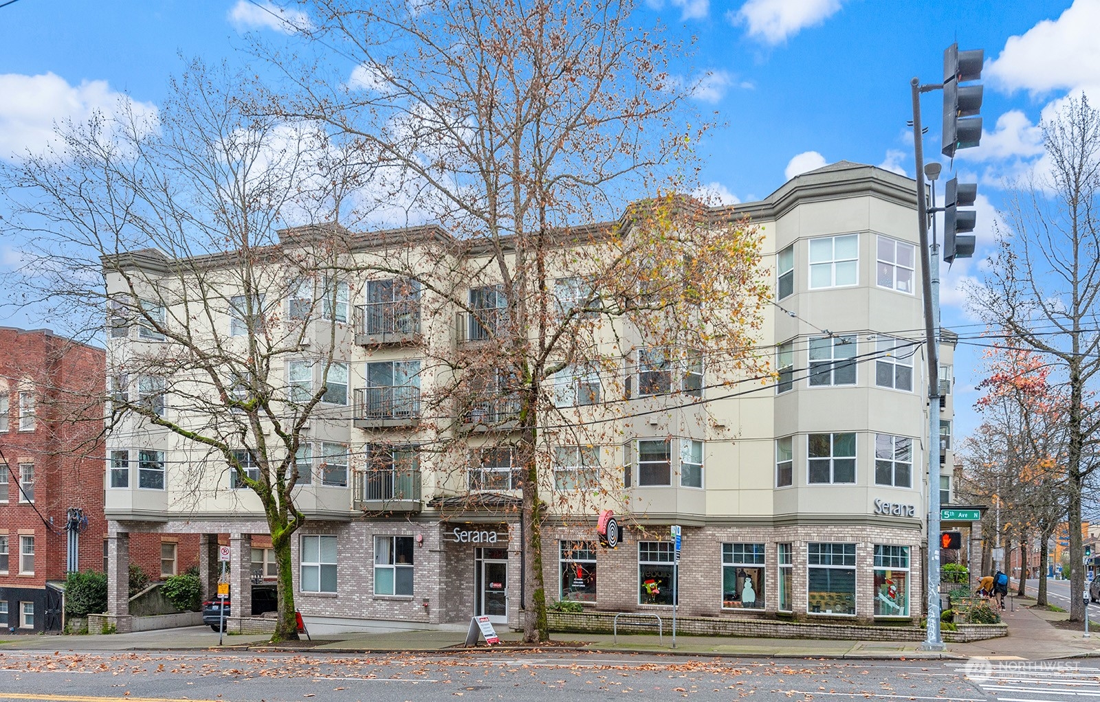 621 5th Avenue N Seattle WA 98109