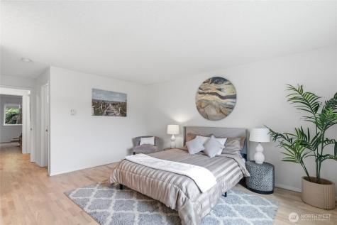13217 15th Avenue NE Seattle WA 98125