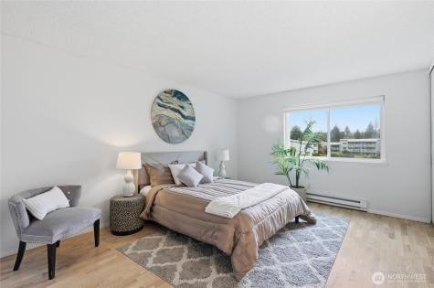 13217 15th Avenue NE Seattle WA 98125