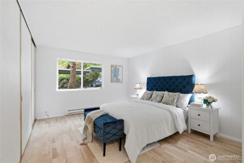 13217 15th Avenue NE Seattle WA 98125