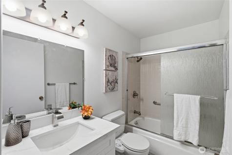 13217 15th Avenue NE Seattle WA 98125