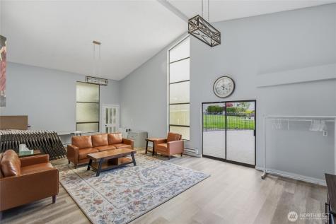 13217 15th Avenue NE Seattle WA 98125