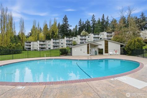13217 15th Avenue NE Seattle WA 98125