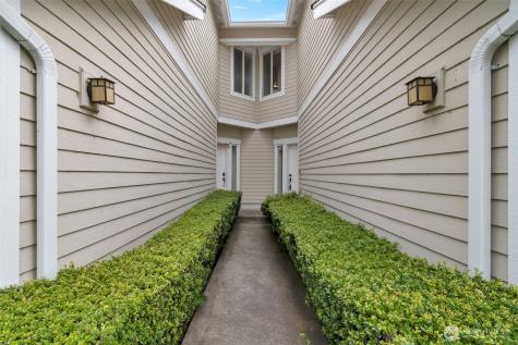 23746 SE 36th Lane Issaquah WA 98029