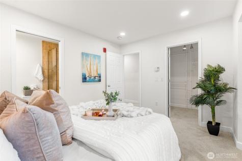 13626 NE 7th Street Bellevue WA 98005