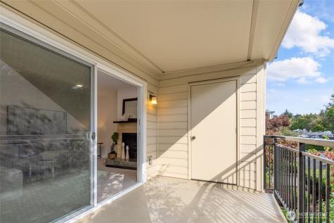 13626 NE 7th Street Bellevue WA 98005