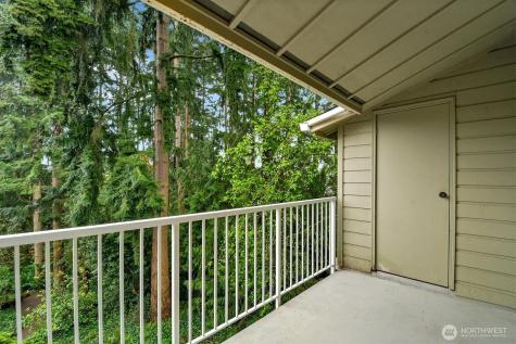 5504 220th Street SW Mountlake Terrace WA 98043