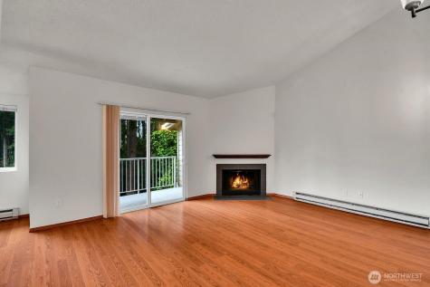5504 220th Street SW Mountlake Terrace WA 98043