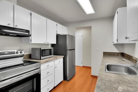 5504 220th Street SW Mountlake Terrace WA 98043