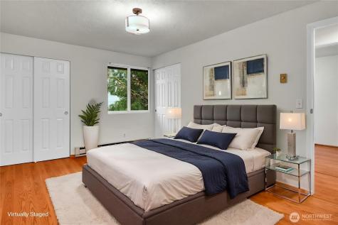 5504 220th Street SW Mountlake Terrace WA 98043