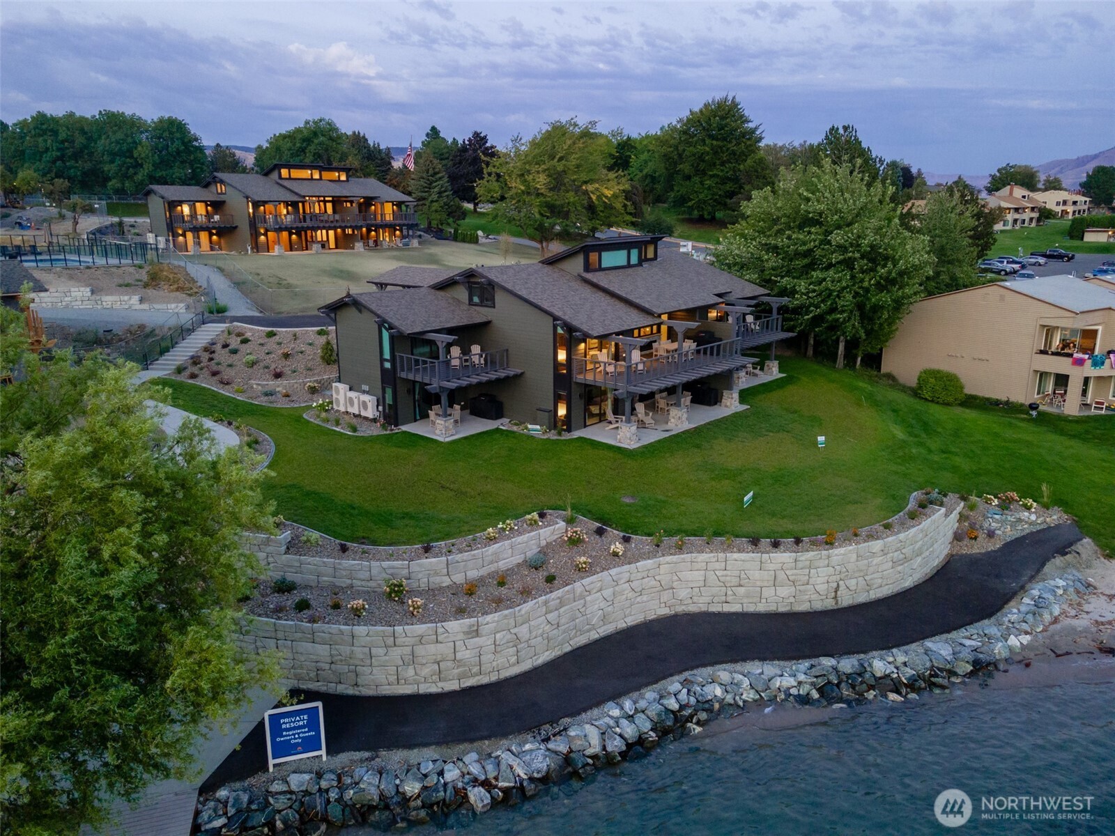 1 Yacinde Court Manson WA 98831