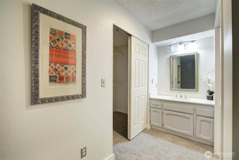 11416 NE 128th Street Kirkland WA 98034