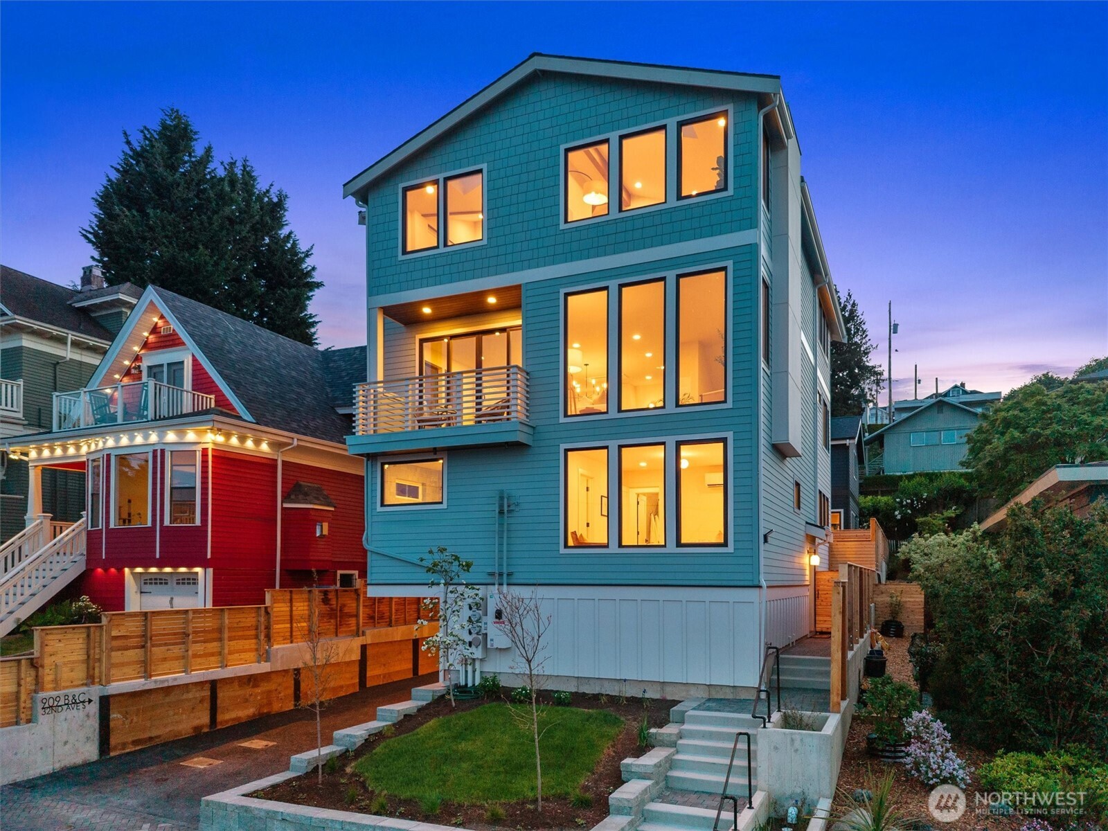 909 32nd Avenue S Seattle WA 98144