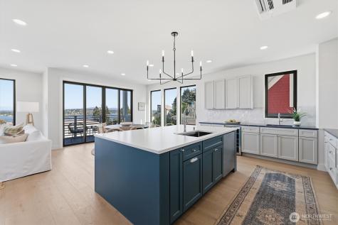909 32nd Avenue S Seattle WA 98144