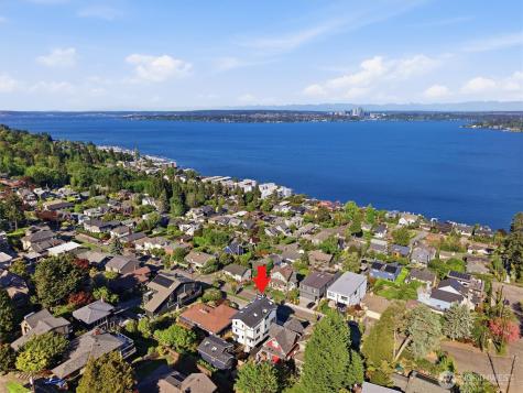 909 32nd Avenue S Seattle WA 98144