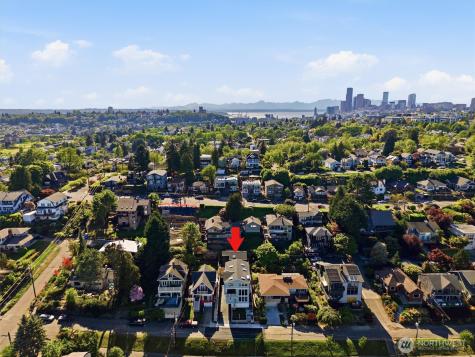 909 32nd Avenue S Seattle WA 98144