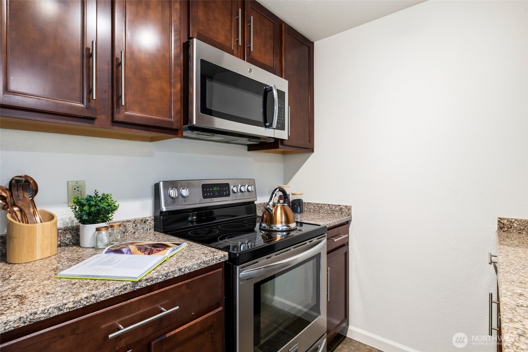 12611 109th Court NE Kirkland WA 98034