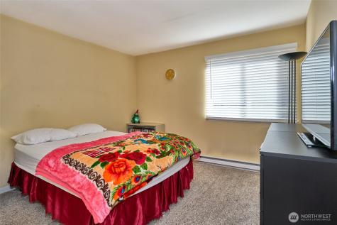 23617 112th Avenue SE Kent WA 98031