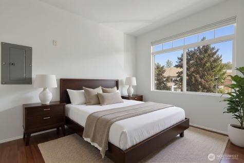 535 241st Lane SE Sammamish WA 98074