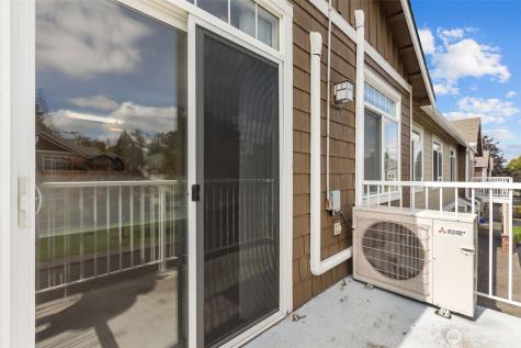 535 241st Lane SE Sammamish WA 98074