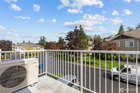 535 241st Lane SE Sammamish WA 98074