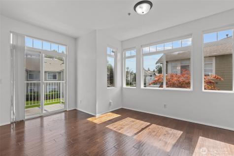 535 241st Lane SE Sammamish WA 98074
