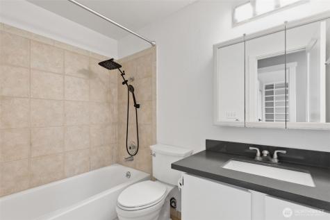 4308 NE Sunset Boulevard Renton WA 98059