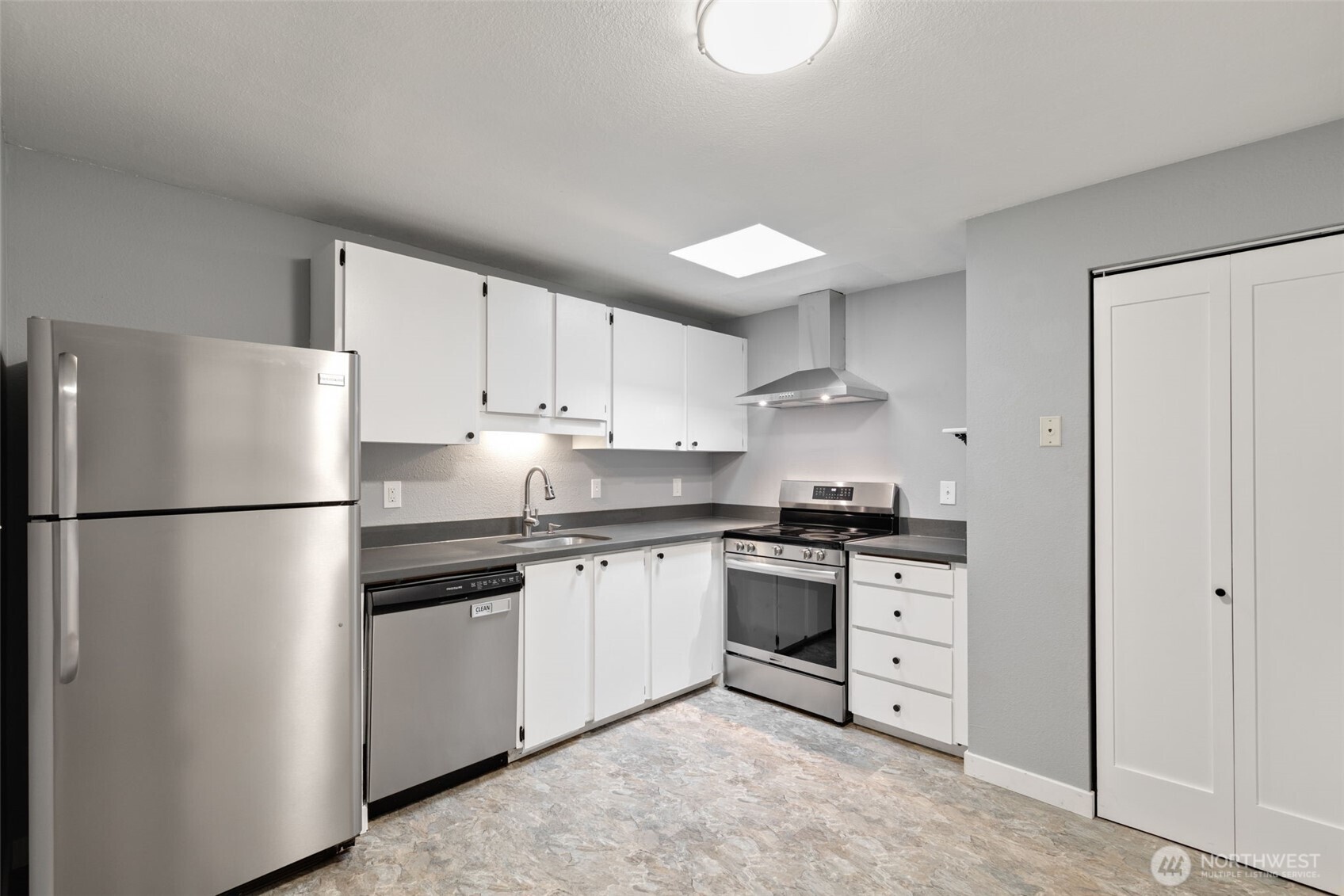 4308 NE Sunset Boulevard Renton WA 98059